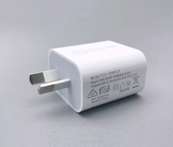 Maxguard PD wall charger SDC20W